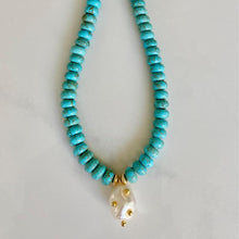 Load image into Gallery viewer, Turquoise necklace with chunky gold studded pearl drop
