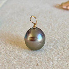 Load image into Gallery viewer, TAHITIAN PEARL CHARM
