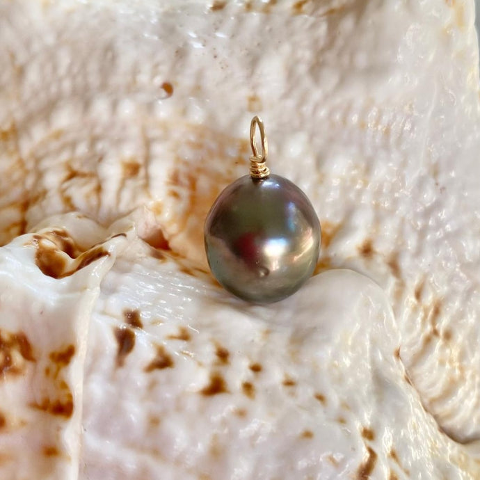 TAHITIAN PEARL CHARM