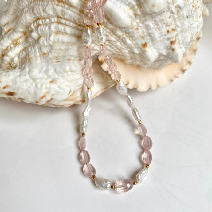 ROSE QUARTZ PEARL NECKLACE - LEYA