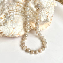 Load image into Gallery viewer, MOONSTONE NECKLACE - GUINEVERE
