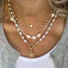 Load image into Gallery viewer, Gold Solitaire Necklace - Flash
