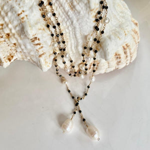 BLACK SPINEL WRAP NECKLACE - TIE