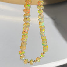 Load image into Gallery viewer, Opal beads necklace
