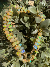 Load image into Gallery viewer, Opal beads necklace
