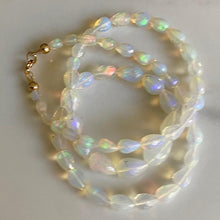 Load image into Gallery viewer, Opal Necklace - Fuego
