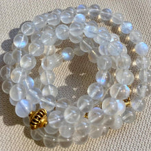 Load image into Gallery viewer, Long Moonstone Necklace - Leyla
