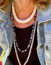Load image into Gallery viewer, Queen conch shell necklace

