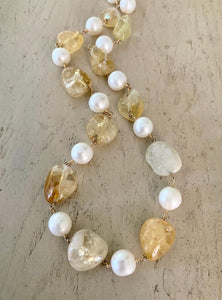 CITRINE AND PEARL NECKLACE - SOLE