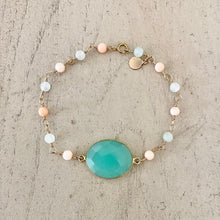 Load image into Gallery viewer, CORAL BRACELET AQUA
