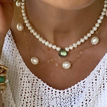 Load image into Gallery viewer, PEARL NECKLACE - COCO
