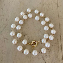 Load image into Gallery viewer, PEARL NECKLACE - GRACE
