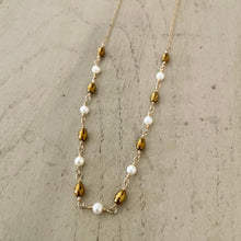 Load image into Gallery viewer, HEMATITE NECKLACE - GOLDIE
