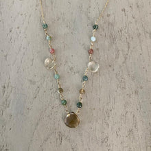 Load image into Gallery viewer, GOLD NECKLACE WITH QUARTZ - ANGELINA
