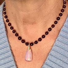 Load image into Gallery viewer, GARNET AND GOLD BEADS NECKLACE - DARA
