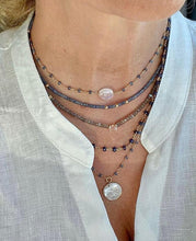 Load image into Gallery viewer, TINY BEDS NECKLACE - DINA

