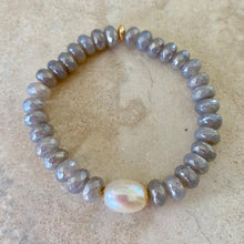 Load image into Gallery viewer, GEMSTONE BEADS STRETCH BRACELET
