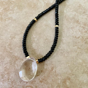 BLACK SPINEL NECKLACE - TARA