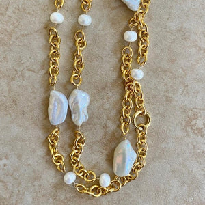 STATEMENT PEARL NECKLACE - DONNA