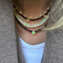 Load image into Gallery viewer, BLACK OPAL NECKLACE - SARA
