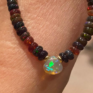 BLACK OPAL NECKLACE - SARA