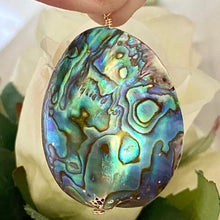 Load image into Gallery viewer, ABALONE PENDANT
