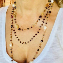 Load image into Gallery viewer, Garnet Chip Necklace - Scarlet
