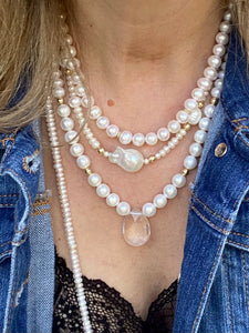BAROQUE PEARL NECKLACE - SISSI