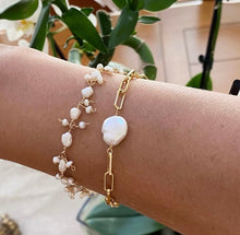 Load image into Gallery viewer, PEARL CLUSTER BRACELET BOHO
