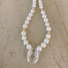 Load image into Gallery viewer, PEARL NECKLACE - GODIVA
