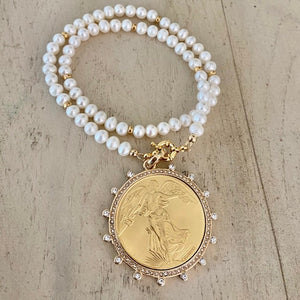 PEARL NECKLACE WITH COIN - VICTORIA